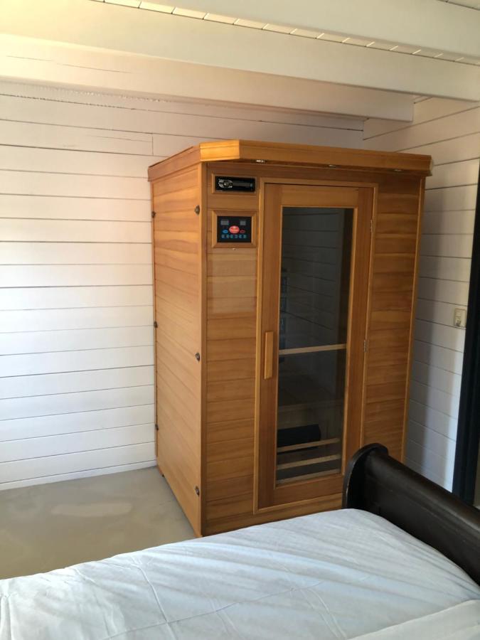 Holiday home De Genten 2, Vakantiewoning Met Jacuzzi En Sauna