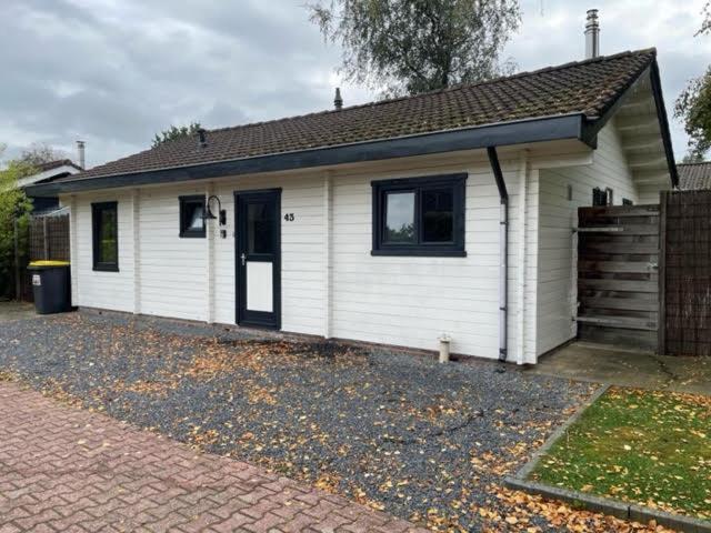 Holiday home De Genten 2, Vakantiewoning Met Jacuzzi En Sauna