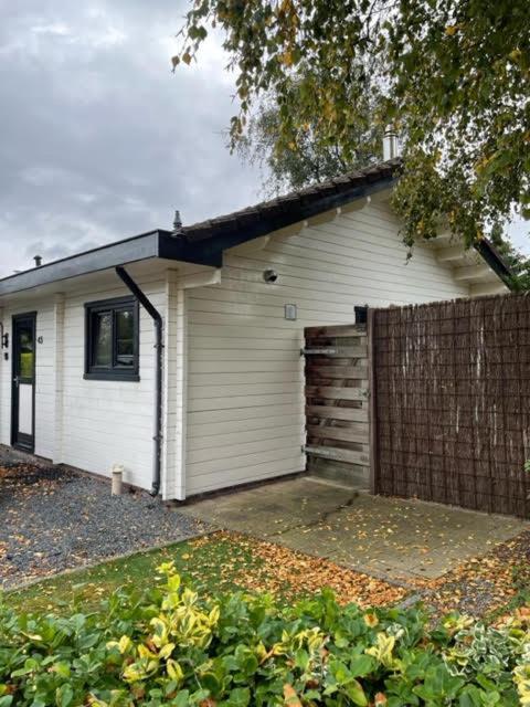 Holiday home De Genten 2, Vakantiewoning Met Jacuzzi En Sauna Ermelo